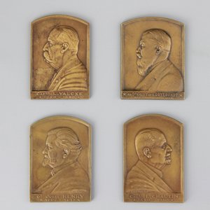 Lot van 4 bronzen medailles over de Belgische aanwezigheid in Congo, Arsène Matton, ca 1931 — foto 1