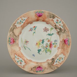 Lot van 6 borden met 'faux-marbre'-randen in Chinees exportporselein, 18e eeuw — foto 12