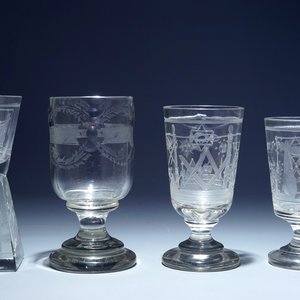 Een lot van 4 gegraveerde maçonnieke glazen (vrijmetselarij), 20e eeuw — foto 3