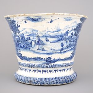 Massieve blauw en witte Delftse tuinvaas, ca 1720 — foto 2