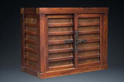 Meuble de type tansu 箪笥 en bois, Japon, 19/20ème