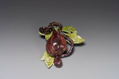 Modèle d'une figue en faïence polychrome de Delft, 18ème — photo 3