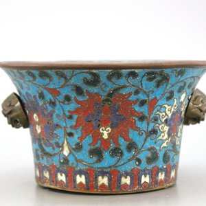 Mooie Chinese wierookbrander in 'cloisonné'-email, Mingdynastie. — foto 1