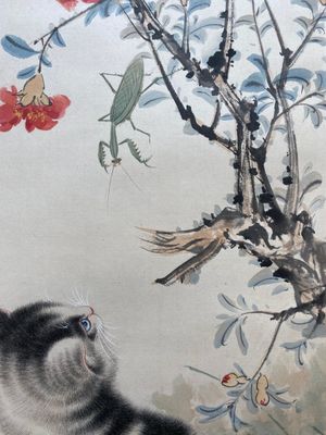 Navolger van Wang Xuetao 王雪濤 (1903-1982): 'Kat en bidsprinkhaan', inkt en kleur op papier, gedateerd 1945 — foto 4
