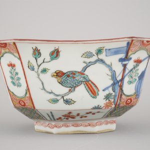 Nederlands beschilderde octagonale kom in Chinees porselein, Kakiemon stijl, Qianlong, 18e eeuw — foto 3