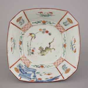 Nederlands beschilderde octagonale kom in Chinees porselein, Kakiemon stijl, Qianlong, 18e eeuw — foto 6