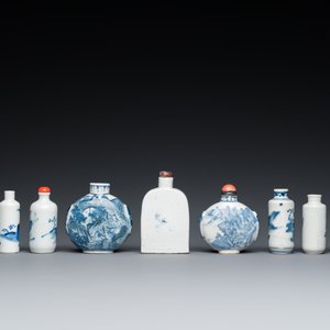 Negen Chinese blauw-witte snuifflessen, 19/20e eeuw — foto 3