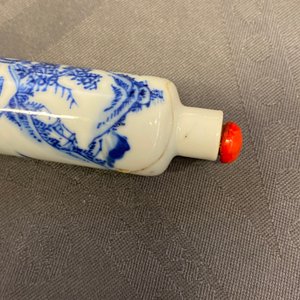 Negen Chinese blauw-witte snuifflessen, 19/20e eeuw — foto 24