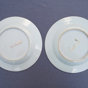 Negen Chinese grisaille en Imari-stijl borden, Yongzheng/Qianlong — foto 11