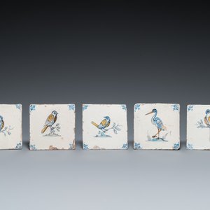 Negen polychrome Delftse tegels met vogels, 17e eeuw — foto 2