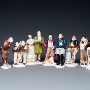 Negen Russische porseleinen figuren uit Gogol's 'Dode zielen' en 'De overheidsinspecteur', Lomonosov, 20e eeuw — foto 1