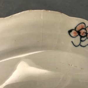 Negen stukken Chinees famille rose porselein met 'Tabaksbladeren' decor, Qianlong — foto 33