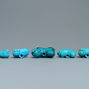 Neuf figures et compte-gouttes en porcelaine de Chine turquoise monochrome, Kangxi et après — photo 6