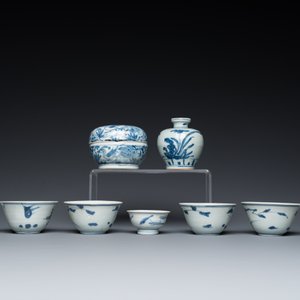 Neuf pièces en porcelaine de Chine en bleu et blanc provenant d'épaves, Wanli et postérieur — photo 4