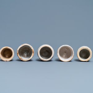 Neuf pots à onguent de type albarello en faïence blanche de Delft, 17/18ème — photo 7