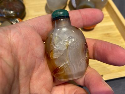 Neuf tabatières en agate, Chine, 19/20ème — photo 20