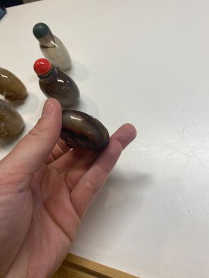 Nine Chinese agate snuff bottles, 19/20th C. — 照片 18