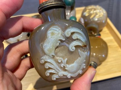 Nine Chinese agate snuff bottles, 19/20th C. — 照片 2