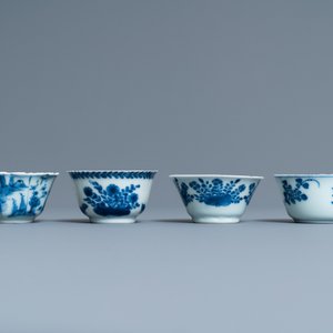 Nine Chinese blue and white and famille rose saucers and six cups, Kangxi/Qianlong — photo 6