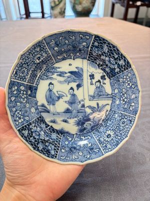 Nine Chinese blue and white plates with figural design, 18th C. — 照片 1