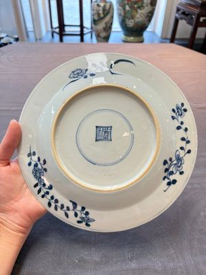 Nine Chinese blue and white plates with figural design, 18th C. — 照片 16