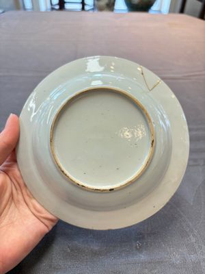 Nine Chinese blue and white plates with figural design, 18th C. — 照片 8