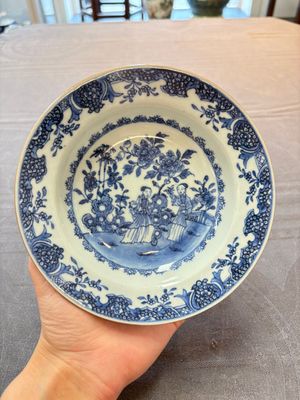 Nine Chinese blue and white plates with figural design, 18th C. — 照片 9