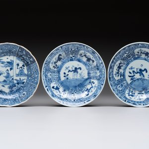 Nine Chinese blue and white plates with figural design, 18th C. — 照片 4