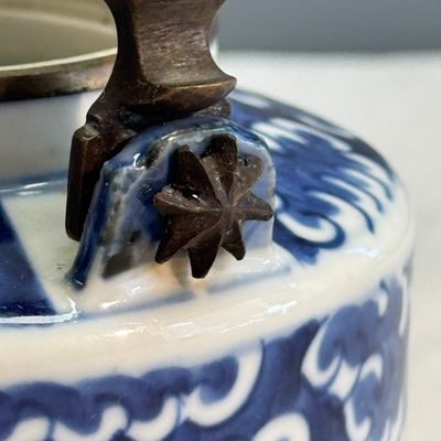 Nine Chinese blue and white wares for the Southeast Asian market, including Bleu de Hue — photo 90