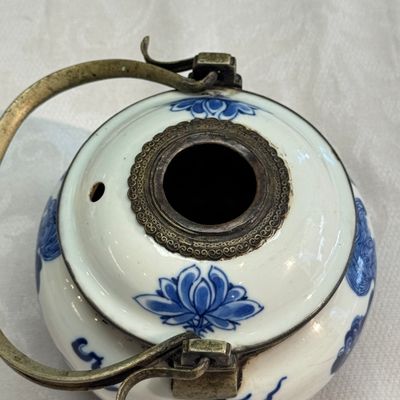Nine Chinese blue and white wares for the Southeast Asian market, including Bleu de Hue — photo 109