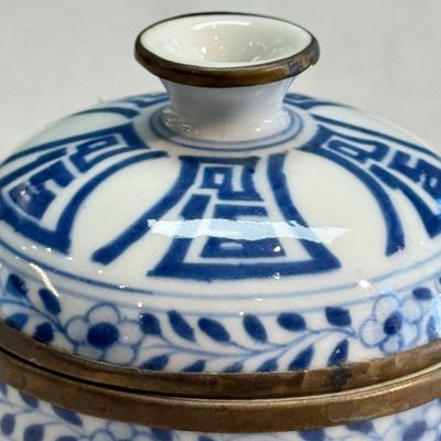 Nine Chinese blue and white wares for the Southeast Asian market, including Bleu de Hue — photo 67