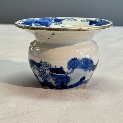 Nine Chinese blue and white wares for the Southeast Asian market, including Bleu de Hue — photo 74