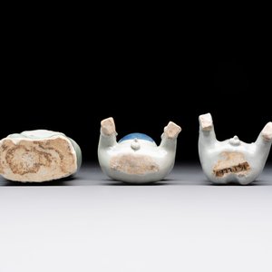 Nine Chinese blue, white, celadon-glazed and famille rose figures, 18/19th C. — 照片 7