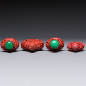 Nine Chinese cinnabar lacquer snuff bottles and a covered box, Qianlong marks, 19/20th C. — photo 6