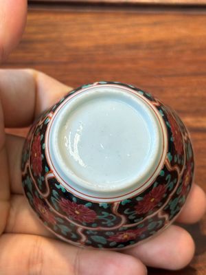 Nine Chinese famille rose cups and eight saucers, Yongzheng/Qianlong — photo 60