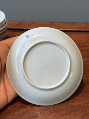Nine Chinese famille rose cups and eight saucers, Yongzheng/Qianlong — 照片 55