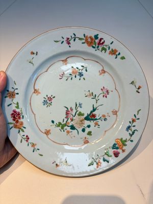 Nine Chinese famille rose plates with floral design, Qianlong — photo 1