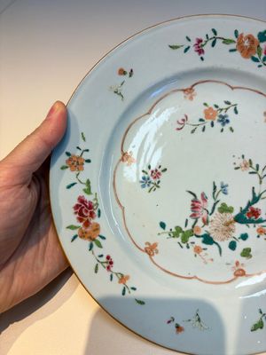 Nine Chinese famille rose plates with floral design, Qianlong — photo 2