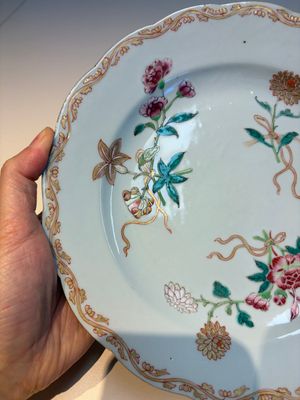 Nine Chinese famille rose plates with floral design, Qianlong — photo 21