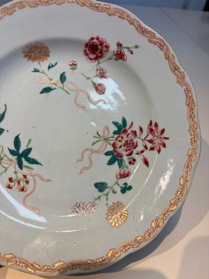 Nine Chinese famille rose plates with floral design, Qianlong — photo 34