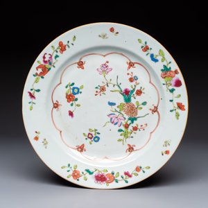 Nine Chinese famille rose plates with floral design, Qianlong — photo 16