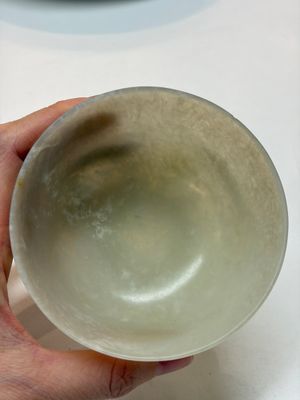 Nine Chinese hardstone carvings and bowls, including jade, 19/20th C. — photo 52