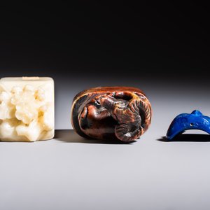 Nine Chinese hardstone carvings and bowls, including jade, 19/20th C. — photo 20