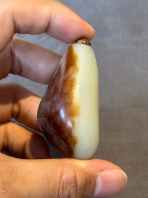 Nine Chinese jade and agate snuff bottles, 19/20th C. — photo 39