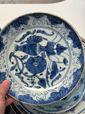 Nine Chinese monochrome, blue, white and famille rose wares, 18/19th C. — foto 8