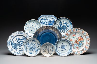 Nine Chinese monochrome, blue, white and famille rose wares, 18/19th C.