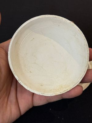 Nine Chinese white-glazed boxes and covers with incised floral design from the Jepara shipwreck, Dehua or Anxi kiln, Song — 照片 3