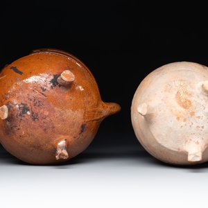 Nine pottery cooking vessels with partial glazing, Low Countries, 14/17th C. — photo 13