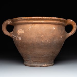 Nine pottery cooking vessels with partial glazing, Low Countries, 14/17th C. — photo 4