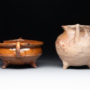 Nine pottery cooking vessels with partial glazing, Low Countries, 14/17th C. — photo 9
